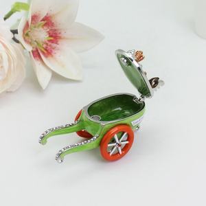 SHINNYGIFTS Style moderne peint à la main crème glacée voiture émail bibelot et charnière boîte à bijoux Unique décor à la maison cadeaux pour les femmes - Product Image 4