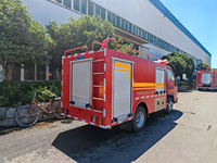 Camion de pompiers mini haute performance 1700-3000L avec portée de jet de 48m et pompe haute pression pour la sécurité communautaire