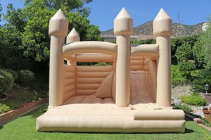 Château gonflable commercial blanc avec toboggan et piscine à balles, structure de jeu tout-en-un pour événements - Product Image 6