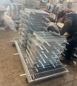 Rejilla de Acero Inoxidable Galvanizado de Alta Resistencia de Singapur con Apertura de Bisagra para Cubrir Canales de Drenaje Exteriores - Product Image 5