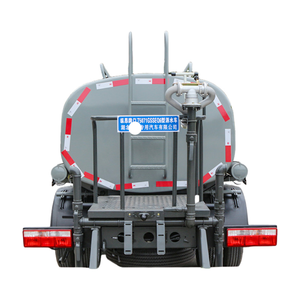 Camión <span class=keywords><strong>Cisterna</strong></span> Dongfeng <span class=keywords><strong>de</strong></span> 7 Vías con Tanque <span class=keywords><strong>de</strong></span> <span class=keywords><strong>Agua</strong></span> 4x2, Modelo <span class=keywords><strong>de</strong></span> Gran Venta - Product Image 3