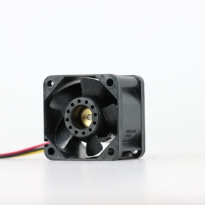 Ventilateur axial de refroidissement pour serveur et équipement de télécommunications SANYO DENKI San Ace 109P0424J3013P 40*40*15mm 24V DC 1.92W 0.08A 6.4CFM 7700rpm - Product Image 3