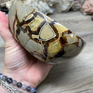 Hot <b>Sale</b> Wholesale price Natural crystal bowl for healing Septarium Stone Bowls for Wedding <b>Gifts</b> Healing - Product Image 5