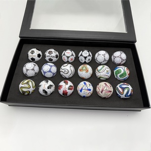 18 pièces/ensemble, ornements de fans de la Coupe du monde, objets de collection, matchs de football mondial de 1970 à <span class=keywords><strong>2022</strong></span>, mini ballon de football commémoratif, boîte cadeau, perles focales - Product Image 5