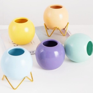 Macaron Simple <span class=keywords><strong>Mini</strong></span> maceta redonda de <span class=keywords><strong>Cactus</strong></span>, <span class=keywords><strong>macetas</strong></span> de cerámica <span class=keywords><strong>para</strong></span> plantas con soporte de hierro de Metal <span class=keywords><strong>para</strong></span> uso en el jardín - Product Image 3