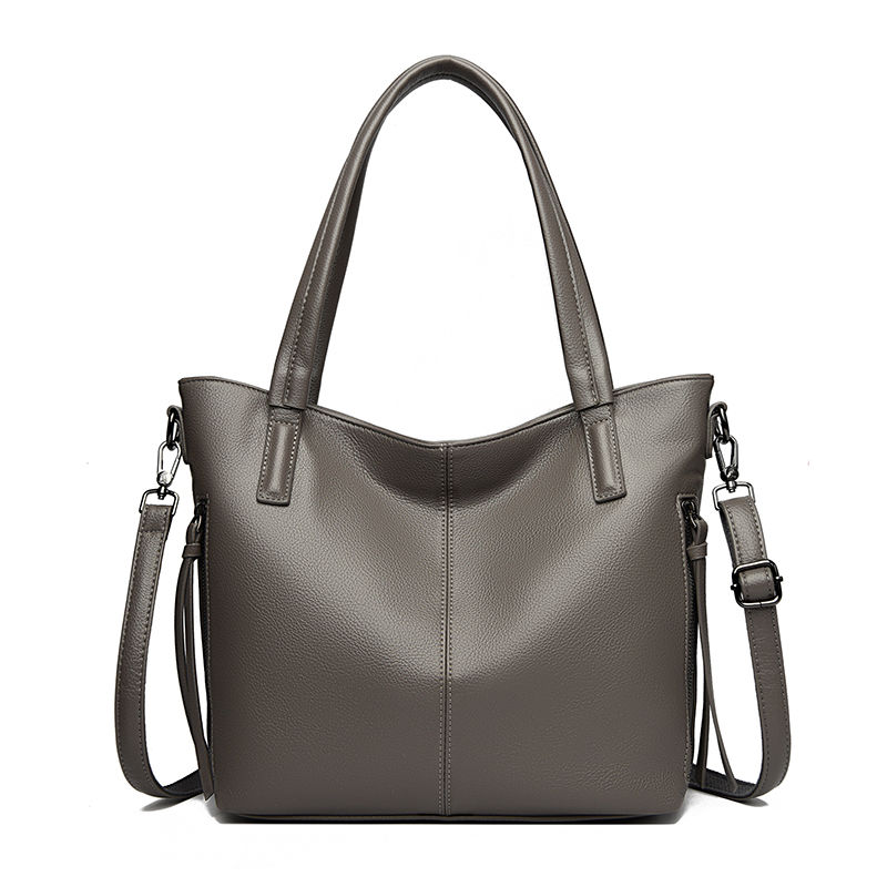 สีเทาเข้ม