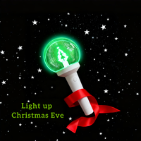 Bâton lumineux de Noël LED en plastique avec poignée personnalisée, impression de logo et motif, style romantique, cadeau ultime pour les fêtes et les célébrations