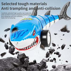 2.4GHz Biyonik Köpekbalığı RC Sesli Işıklı-360 Derece Dönüşlü Yüzen Sürüklenen 50m Menzilli Beni Takip Et 4 Kanallı Dış Mekan Araç Şarj Cihazlı Çocuklar İçin Toplu - Product Image 1