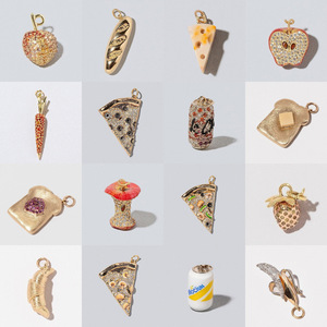Bling Food Couture |   Dijes de latón chapado en oro de 18 quilates con circonitas para la fabricación de joyas DIY |   Colgantes Miniatura Deslumbrantes y Caprichosos - Product Image 2