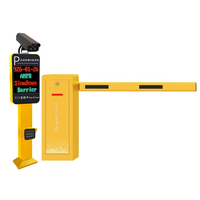 Barrière automatique avec éclairage LED, télécommande et reconnaissance automatique des plaques d'immatriculation