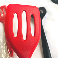 Ustensile de cuisine en silicone solide, résistant à la chaleur, écologique, polyvalent, flexible, antiadhésif, ajouré, durable, pour la maison et la cuisine