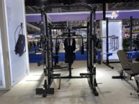 Estación de cruce de Cable multifuncional de alta calidad, jaula de alimentación, estante para sentadillas, máquina Smith de entrenamiento de ejercicio