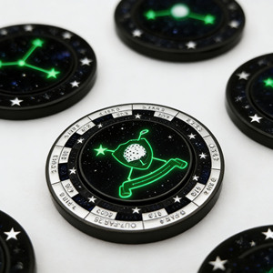 Marqueurs de balle de <span class=keywords><strong>golf</strong></span> verts durables de haute qualité, personnalisables avec logo, de styles variés et amusants, type jetons de poker - Product Image 4