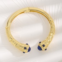 Bracelet de luxe pour femme en malachite double face et pierre givrée œil de tigre, plaqué or 18 carats, motif géométrique texturé, tendance