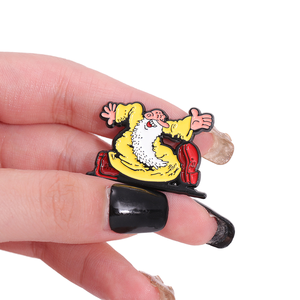 صناعة يدوية قوطية حرفة معدنية مصبوبة من مادة المينا دبابيس دبابيس جديدة ساحرة تارو قمر دبابيس كتب للنساء والرجال السنة الصينية الجديدة - Product Image 6