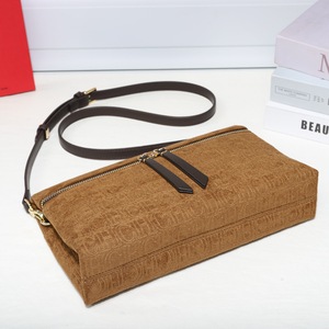 Nouveau Sac à Bandoulière Élégant et Rétro <span class=keywords><strong>pour</strong></span> Femme, Style Designer de Luxe, Marque Célèbre, Idéal <span class=keywords><strong>pour</strong></span> le Shopping - Collection 2026 - Product Image 4