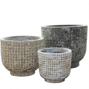 Macetas de Cerámica Artesanal Vietnamita a Precio Competitivo, Ecológicas, con Orificio de Drenaje, para Hogar y Jardín - Product Image 1