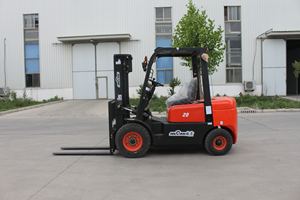 חדש 2 טון סולר מלגזה עם מחיר טוב סגור מונית מלגזה מופעל על ידי מנוע דיזל - Product Image 3