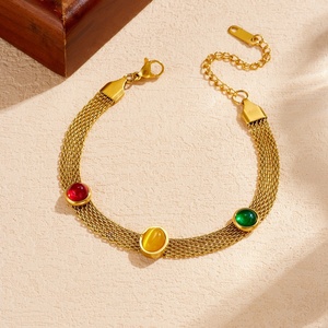 Bracelet vintage pour femme en acier inoxydable, chaîne à maillons, plaqué or, étanche, avec incrustations de résine ovale colorée, large surface - Product Image 4