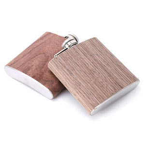 Gourde isotherme en acier inoxydable <span class=keywords><strong>de</strong></span> 6 oz avec couvercle imitation bois, gourde portable anti-fuite pour whisky et vodka, gourde personnalisable avec logo, idéale comme cadeau - Product Image 2