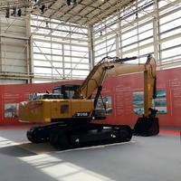 Excavadora de cadenas SY215C de 21500 kg con certificación CE, cucharón de 0.93 m³, motor importado y bomba hidráulica.