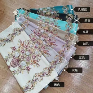 Alfombra de Oración Floral Gruesa Bordada en Raschel, Tapete Islámico para Exportación, Apta para Picnics y Campamentos en Casa - Product Image 6