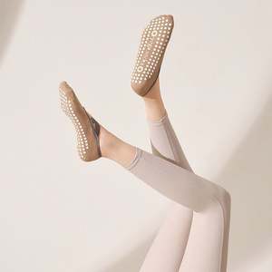 Short Round-toe Cross-strapped Anti-slip Yoga Socks Ballet-style <b>Pilates</b> Socks for Fitness and Sports - Product Image 6