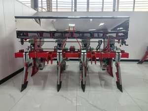 Semoir à 4 rangs tout-terrain avec boîte de vitesses principale et cadre d'irrigation goutte à goutte, semoir à tiges pour maïs, <span class=keywords><strong>haricots</strong></span> et coton - Product Image 4