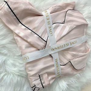 Conjunto de Pijama de Tres Piezas de Seda Helada Transpirable Estilo <span class=keywords><strong>Victoria</strong></span>'s <span class=keywords><strong>Secret</strong></span> para Mujer, de Manga Corta y Cuello Vuelto, para Verano - Product Image 4