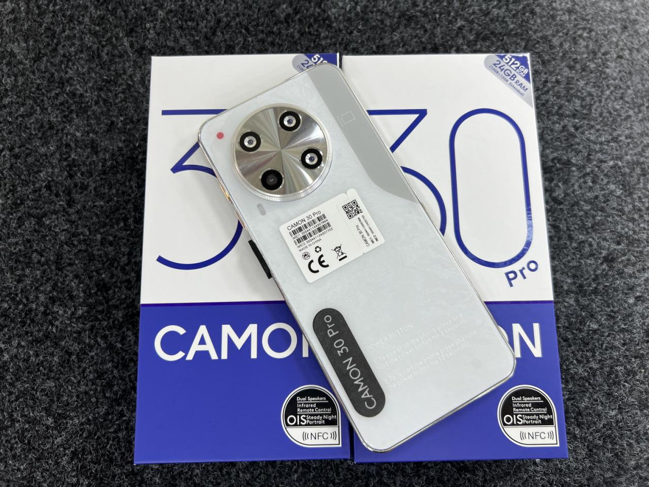 c30 white