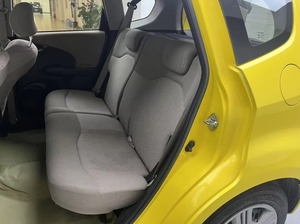 Auto Usado Más Vendido, Fit <span class=keywords><strong>2010</strong></span>-2016, Sedán 1.3L, Versión Comfort, Volante a la Izquierda, Transmisión Automática, Gris Oscuro, Gasolina, R15, Tapicería de Tela - Product Image 4
