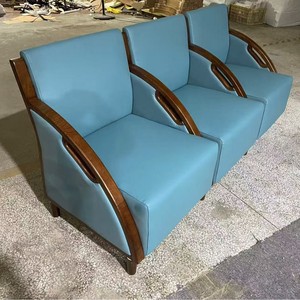 Sofá de espera tapizado de tres plazas Ke Ming con reposabrazos para áreas públicas de hospitales - Product Image 1