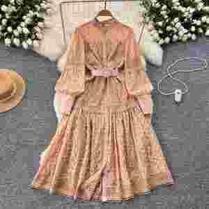 Vestido Midi Informal Tipo Túnica Vintage de Invierno 2024 para Mujer, con Mangas Farol, Bordado, Encaje, Color Negro y Blanco - Product Image 2