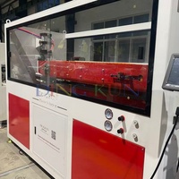 Machine de fabrication de tuyaux flexibles en polyéthylène haute densité (HDPE) PE PPR HDPE de 50 à 110 mm entièrement automatique