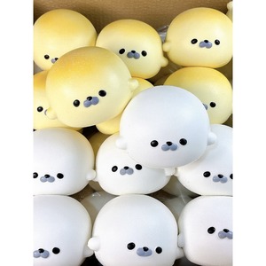 ของเล่นบีบลดความเครียด Hachimi รูปแมวน้ำสีชมพู เนื้อนุ่มพิเศษ ของเล่นบีบสโลว์ไรซิ่ง น่ารักแบบโมจิ ขายส่ง - Product Image 4