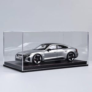 ग्रीन 1:18 का ई-ट्रॉन gt धातु डाइकास्ट खिलौने मॉडल कार जस्ता धातु पैमाने उच्च गुणवत्ता वाले कारखाने हॉट बिक्री क्लासिक सभी दरवाजे कार उपहार - Product Image 5