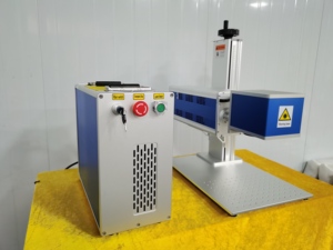 เครื่องเลเซอร์มาร์กกิ้ง CO2 แบบระบายความร้อนด้วยอากาศหรือน้ำ กำลัง 30W 60W สำหรับวัสดุที่ไม่ใช่โลหะ ราคาโรงงาน รับผลิตตามสั่ง - Product Image 6
