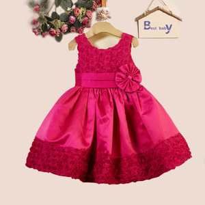 Último Modelo de Ropa Infantil, Vestido de Fiesta Corto con Diseño Hueco, de China - Product Image 3