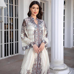 Túnica Larga de Manga Larga para Mujer Musulmana, Estilo Oriente Medio, con Bordado, Tela Estampada y Falda con Pedrería Termoadhesiva - Product Image 1