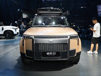 Voiture électrique Polestones 7 places EV Jishi Rox 01 PHEV, SUV hybride grand format, Polar Stone 01 pour les Émirats arabes unis