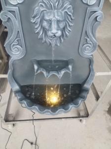 الطاقة الشمسية مع بطارية وكهربائية محمولة في الهواء الطلق راتنج الألياف الزجاجية الزخرفية الجدار شنقا رأس الأسد حديقة - Product Image 6