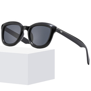 Newly Designed Retro Men's and Women's Outdoor Casual Sunblock Multi-Color Round <b>Frame</b> Sunglasses - Product Image 5