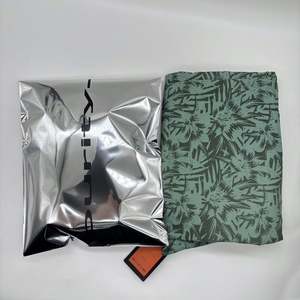 Sac d'expédition en polyéthylène argenté métallisé personnalisé, sac d'expédition en aluminium, emballage de vêtements, sac postal en métal - Product Image 2