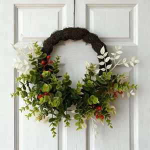 طقم إكسسوارات شعر لتصوير الكريسماس بتصميم غابة الجنيات الصغيرة على طراز موري، يتضمن طوق رأس بلاستيكي صغير على شكل إكليل - Product Image 1