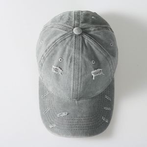 Casquettes de baseball vintage unisexe en gros, 100 % coton, logo brodé personnalisé disponible, effet délavé et vieilli, modèle courant - Product Image 3