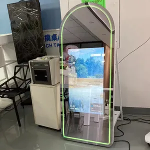 Kiosque photo tout-en-un avec miroir magique de 65 pouces pour selfie, avec écran tactile intelligent