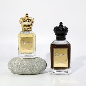 Botella de Perfume Vacía Cuadrada Personalizada de Lujo de 30 ml, 50 ml, 100 ml, Botella de Perfume Negra con Atomizador y Tapa de Corona - Product Image 4