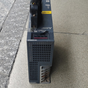 ไดรฟ์ MR-JE-40A - Product Image 1