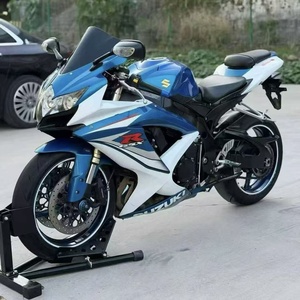 Motocicleta Deportiva Suzuki GSX600 Usada en la UE, Motor de Gasolina de 599cc, Cuatro Cilindros en Línea, Refrigeración Líquida, Suspensión Showa, Frenos ABS, Alta Velocidad - Product Image 5