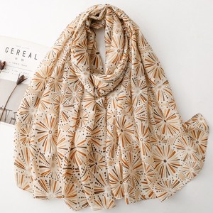 Wholesale Summer 2026 New Polyester Long <b>Scarf</b> Hot <b>Gold</b> Bamboo Leaf Floral Pattern Warm Shawl Hijabs for Muslim Women Outdoor - Product Image 2